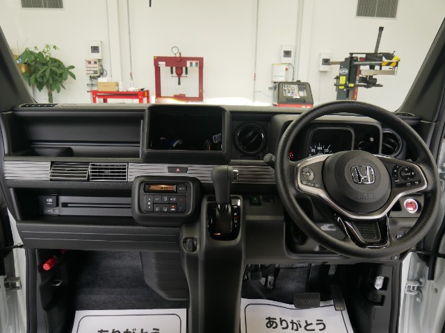 Honda N-VAN 6