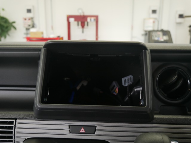Honda N-VAN 8