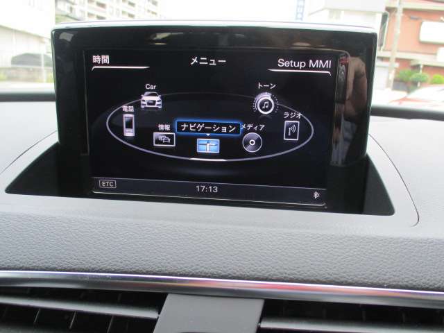 Audi Q3 9