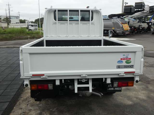 Mitsubishi Fuso Canter 7
