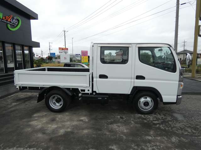 Mitsubishi Fuso Canter 9