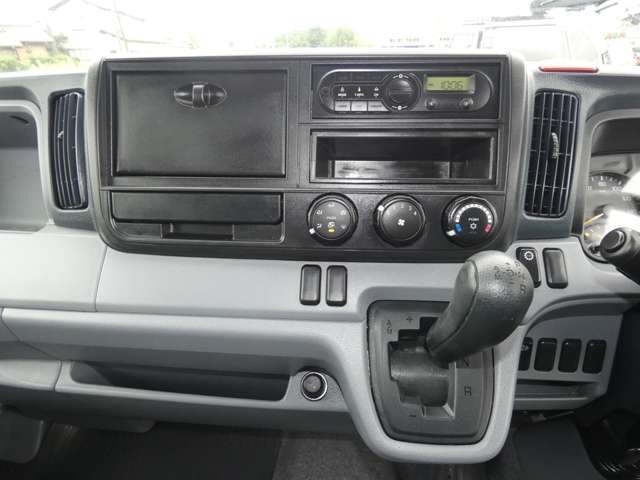 Mitsubishi Fuso Canter 11