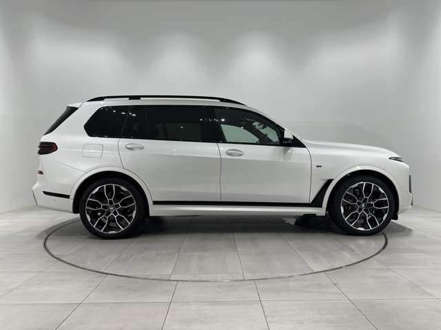BMW X7 5