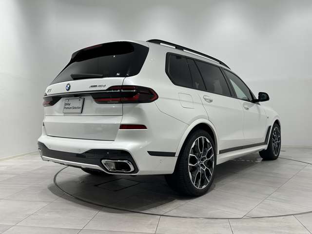 BMW X7 6