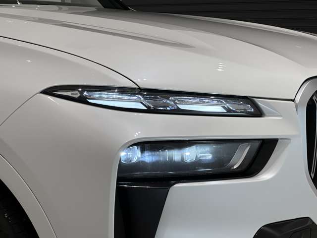 BMW X7 10