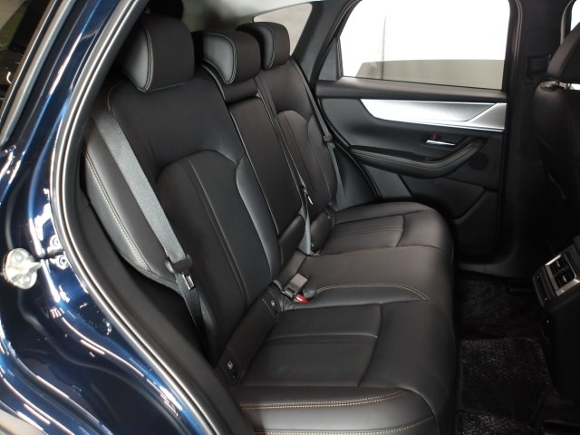 Mazda CX-60 11