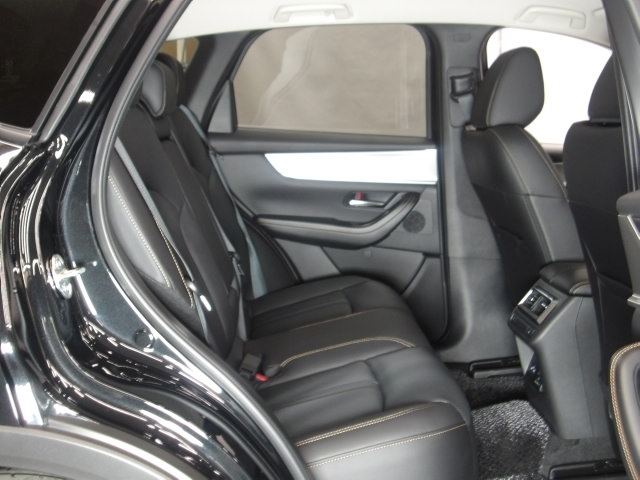 Mazda CX-60 11