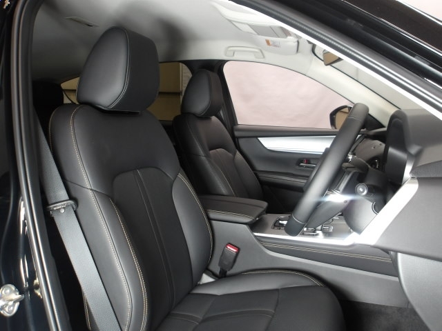Mazda CX-60 8