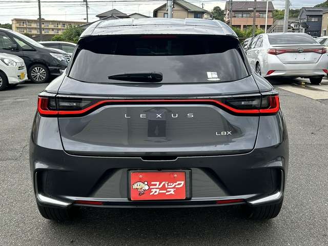 Lexus LBX 10