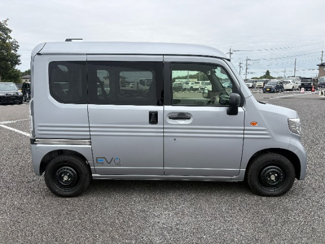 Honda N-VAN e: 9