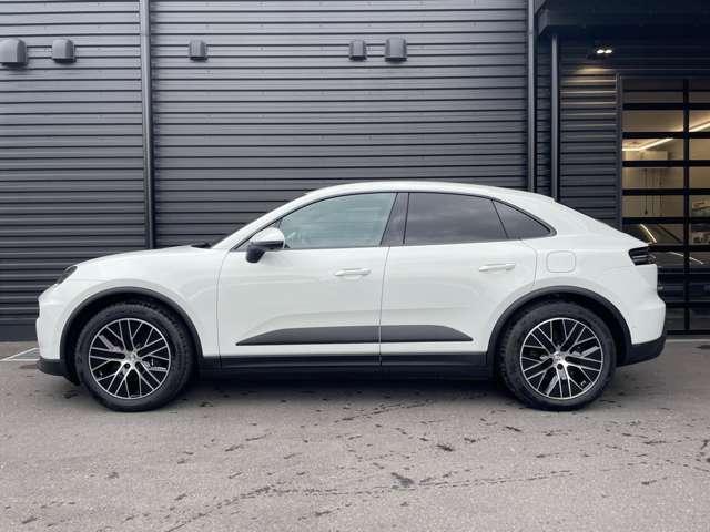 Porsche Macan 3