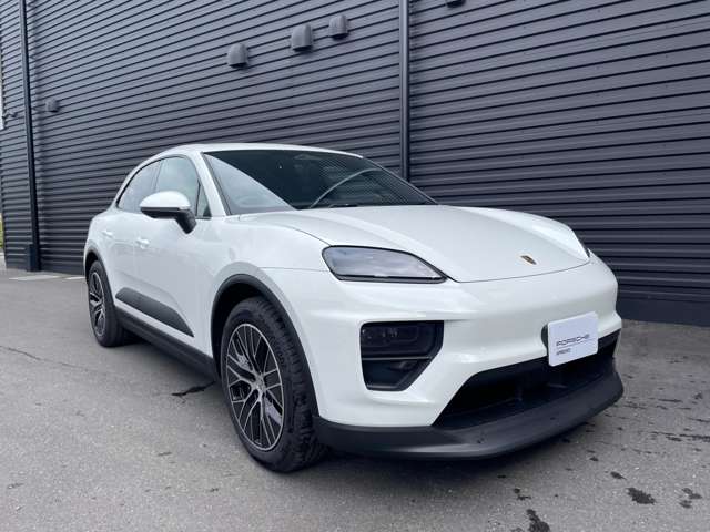 Porsche Macan 8