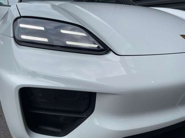 Porsche Macan 10