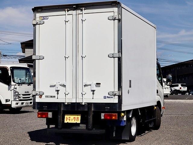 Hino Dutro 5