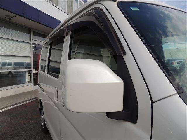 Daihatsu Hijet Cargo 9