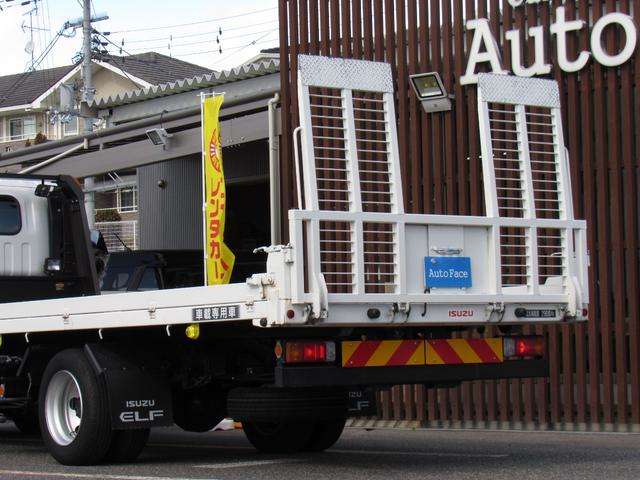 Isuzu Elf 4