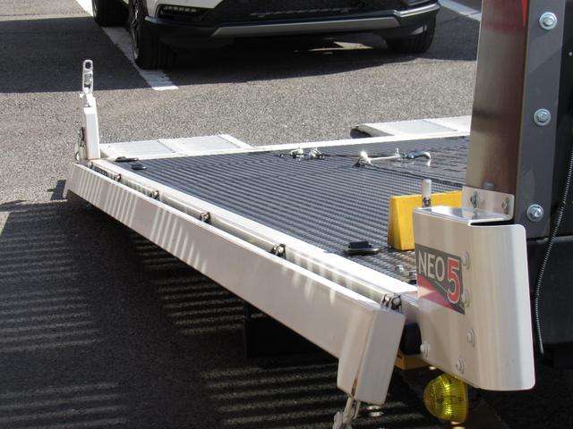 Isuzu Elf 9