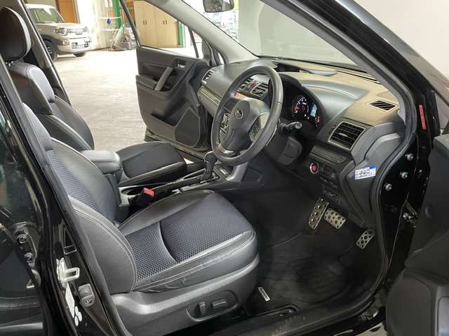 Subaru Forester 12