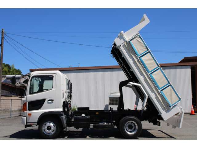 Hino Ranger 4