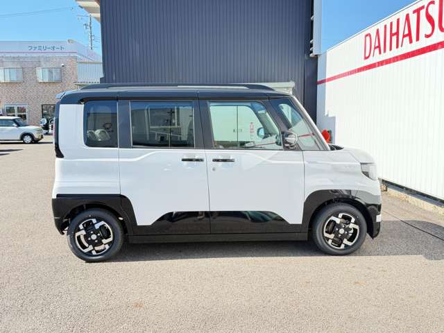 Mitsubishi Delica Mini 4