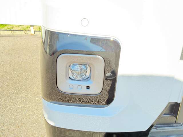 Mitsubishi Delica Mini 10