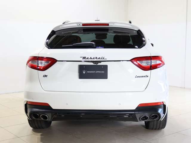 Maserati Levante 12