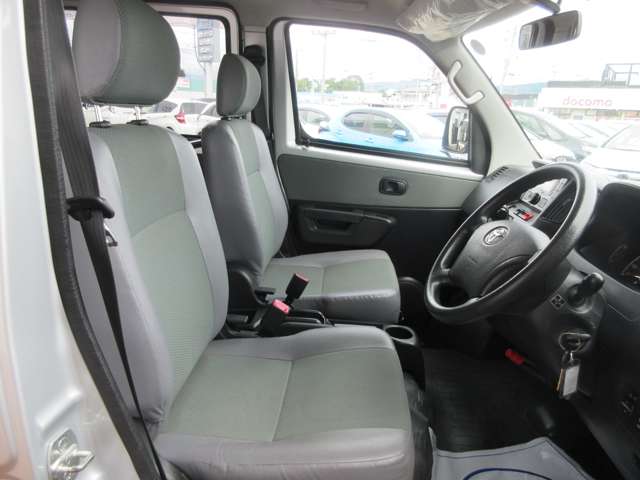 Toyota Town Ace Van 9