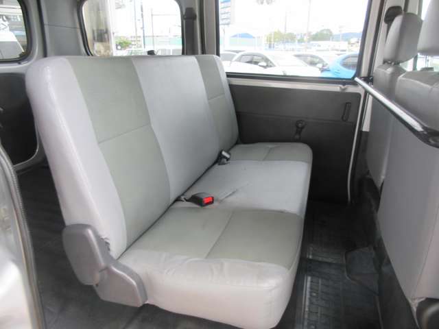 Toyota Town Ace Van 10