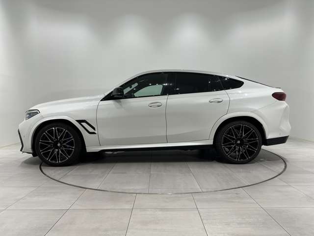 BMW X6 M 9