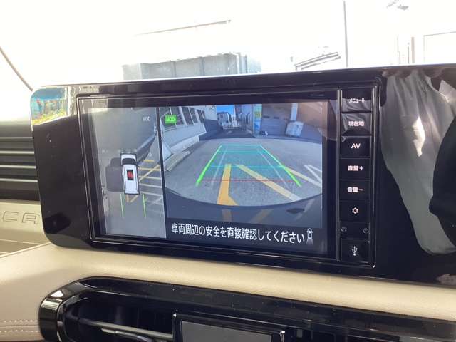Mitsubishi Delica Mini 8
