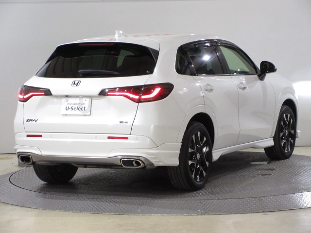 Honda ZR-V 8