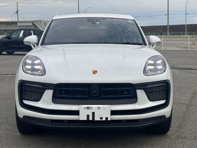 Porsche Macan 4
