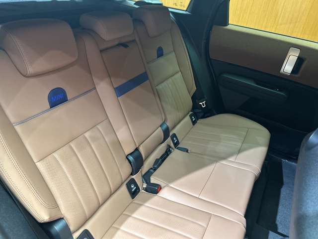 MINI Countryman 9