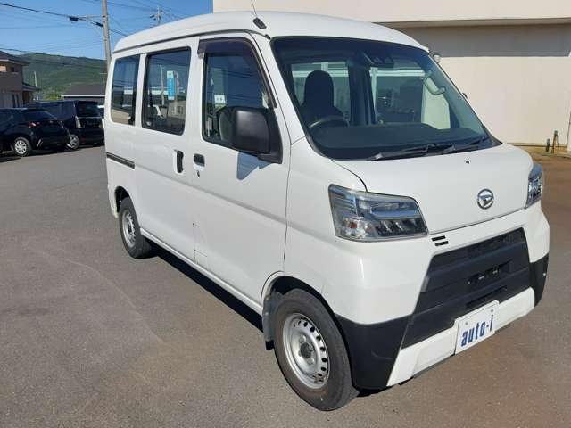 Daihatsu Hijet Cargo 3