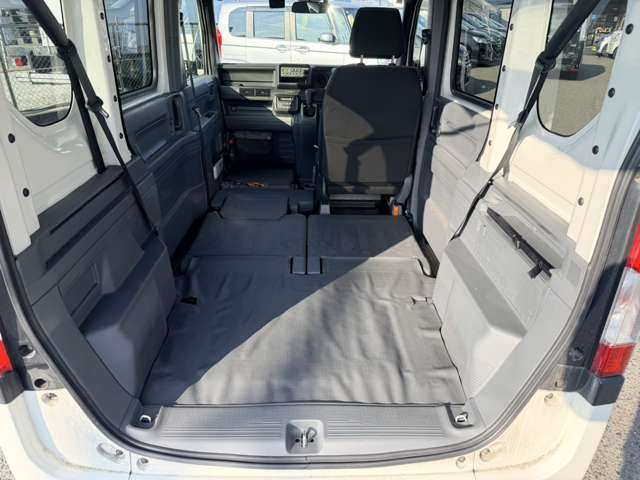 Honda N-VAN 11