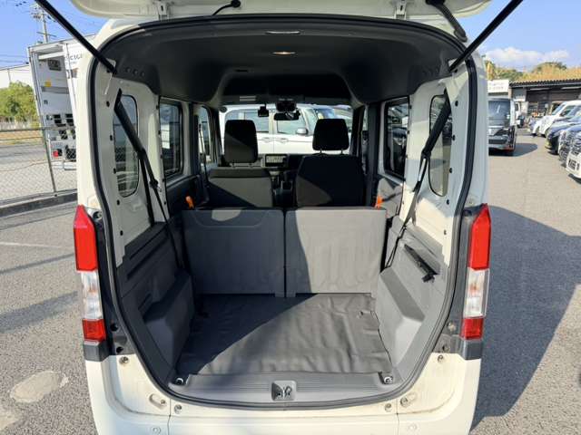 Honda N-VAN 10