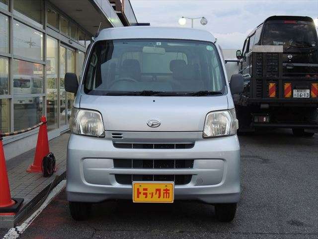 Daihatsu Hijet Deck Van 9