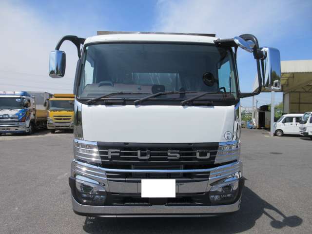Mitsubishi Fuso Super Great 2