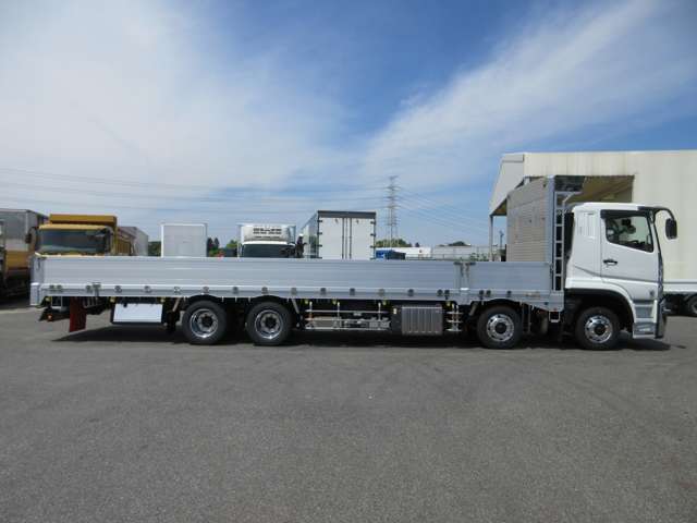 Mitsubishi Fuso Super Great 7