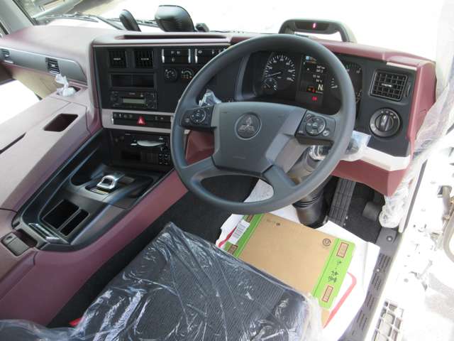 Mitsubishi Fuso Super Great 10