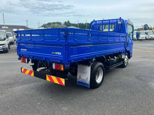 Isuzu Elf 5