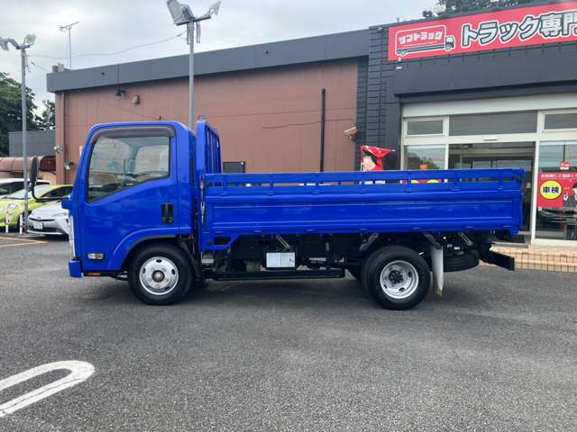 Isuzu Elf 8