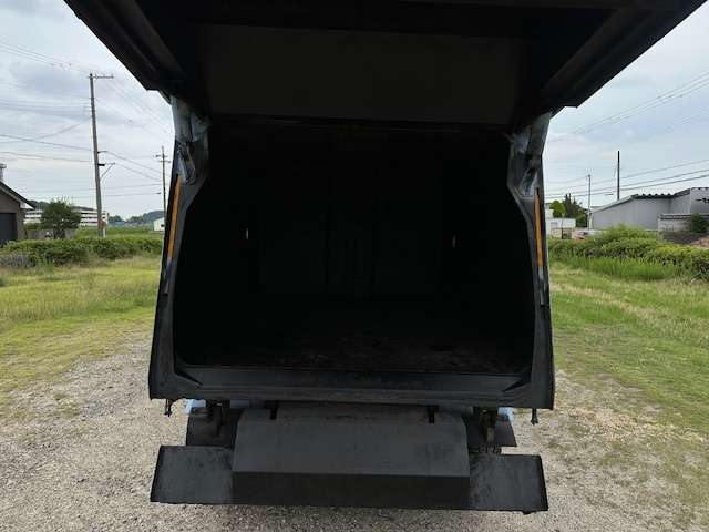 Mitsubishi Fuso Canter 8
