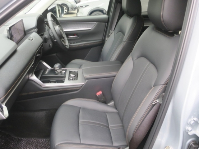 Mazda CX-60 9