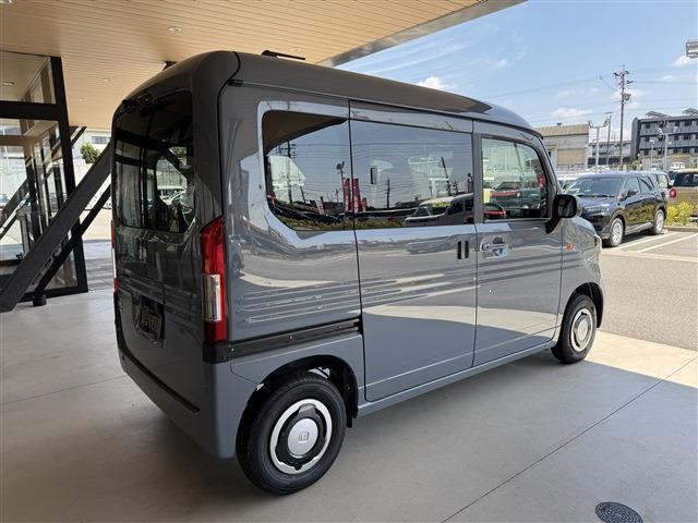 Honda N-VAN 9