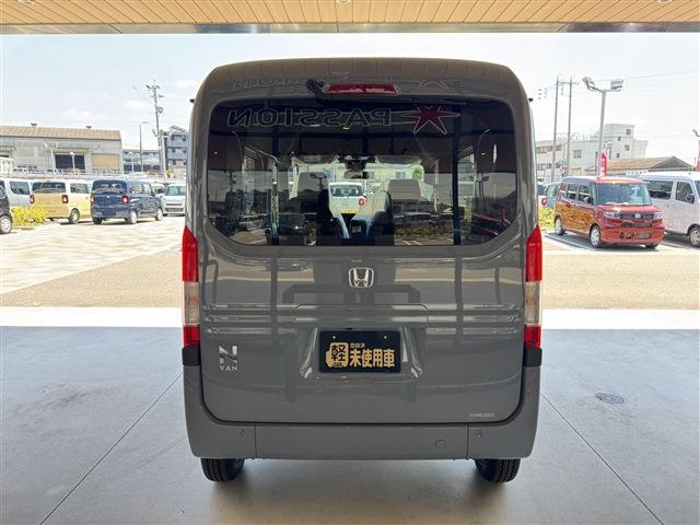Honda N-VAN 10