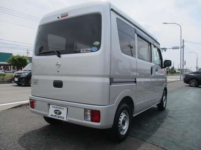 Nissan NV100 Clipper 12