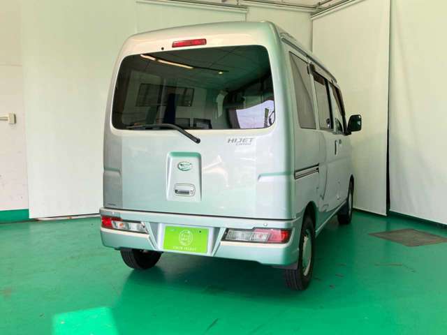 Daihatsu Hijet Cargo 10