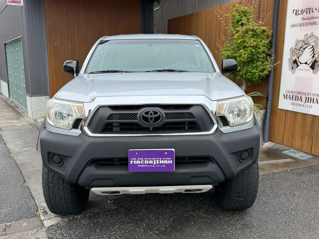 Toyota Tacoma 6