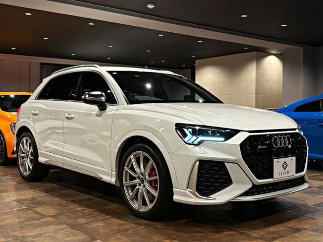 Audi RS Q3 4